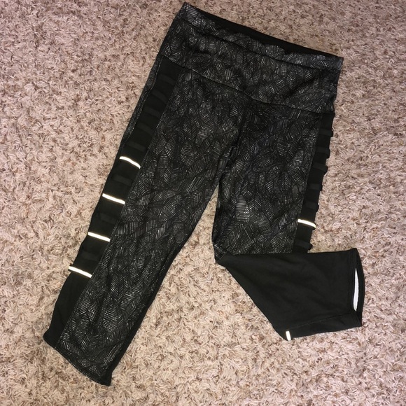 lululemon athletica Pants - LULULEMON BREEZY LEGGINGS - SIZE 4